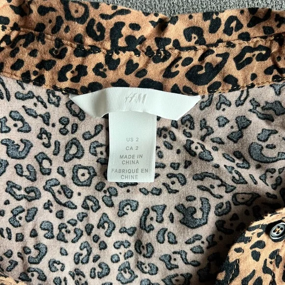 H&M Leopard Print Tie-Front Blouse - Picture 4 of 5